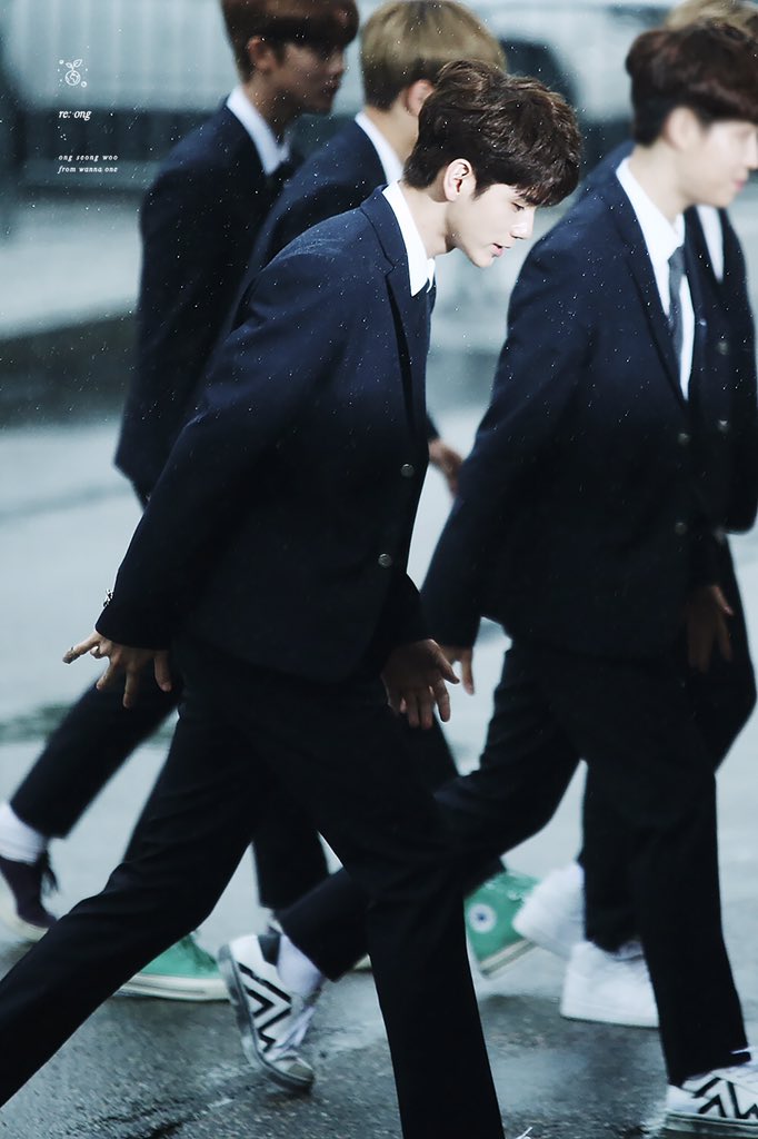 yourbananamilk_'s tweet photo. คือนายแบบก็หล่ออะ แล้วบ้านแฟนไซต์ก็ถ่ายรูปสวยแทบทุกบ้านอะ โอ้โหหหหหหฟามคุณภาพอะ โคตรดี แล้วนี้ก็เก็บรูปสนุกเลยจ้าาา https://t.co/5mr9BDOMnn