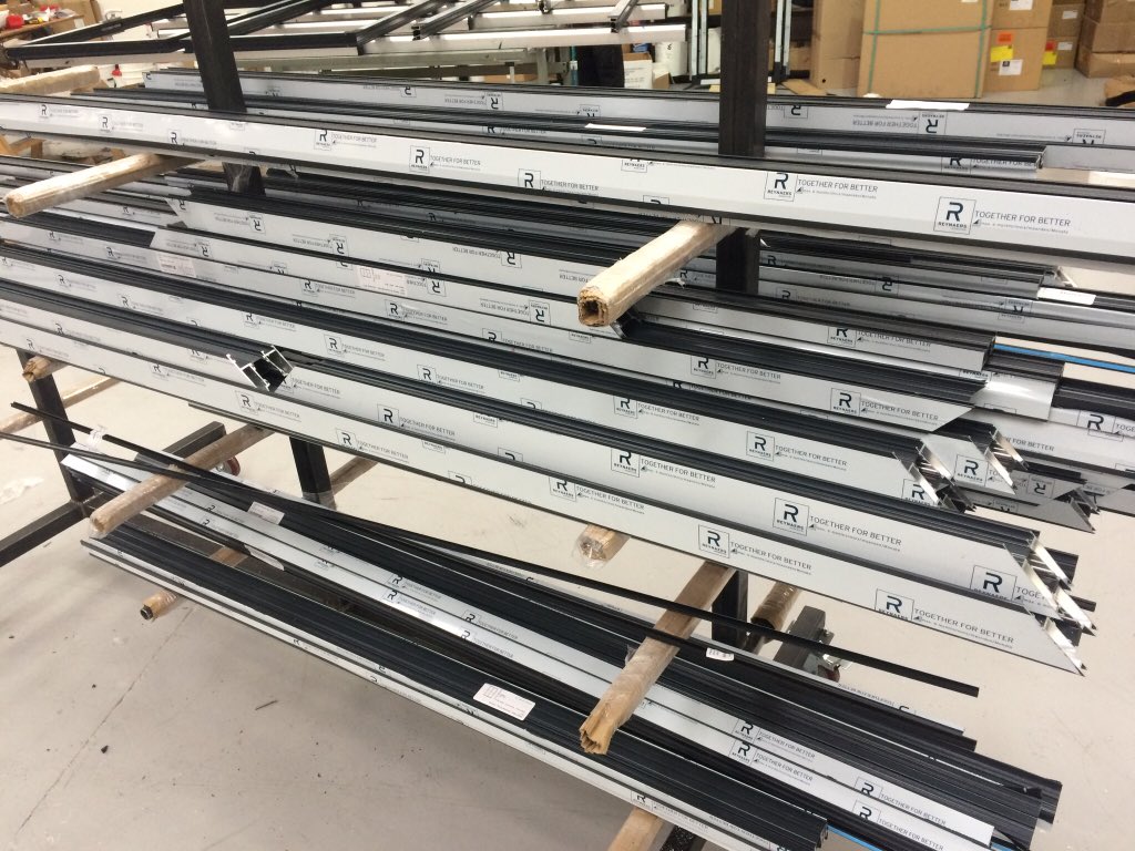 foldandslide's tweet photo. Our @ReynaersLimited #CF68 is the highest quality trade level sliding folding door on the market. It even has stainless handle upgrades https://t.co/2HFa7oZbHe