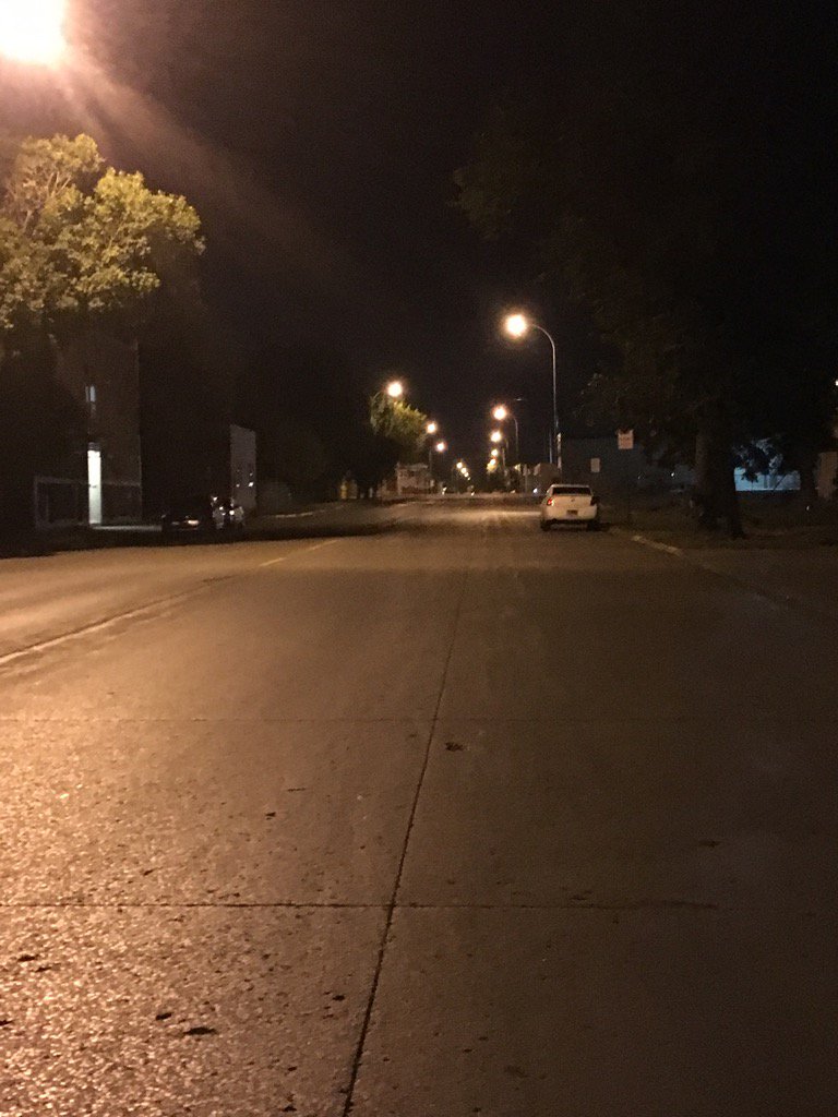 tyler_piehl's tweet photo. This is the city any 3:14 am https://t.co/8J6wGNSnhj