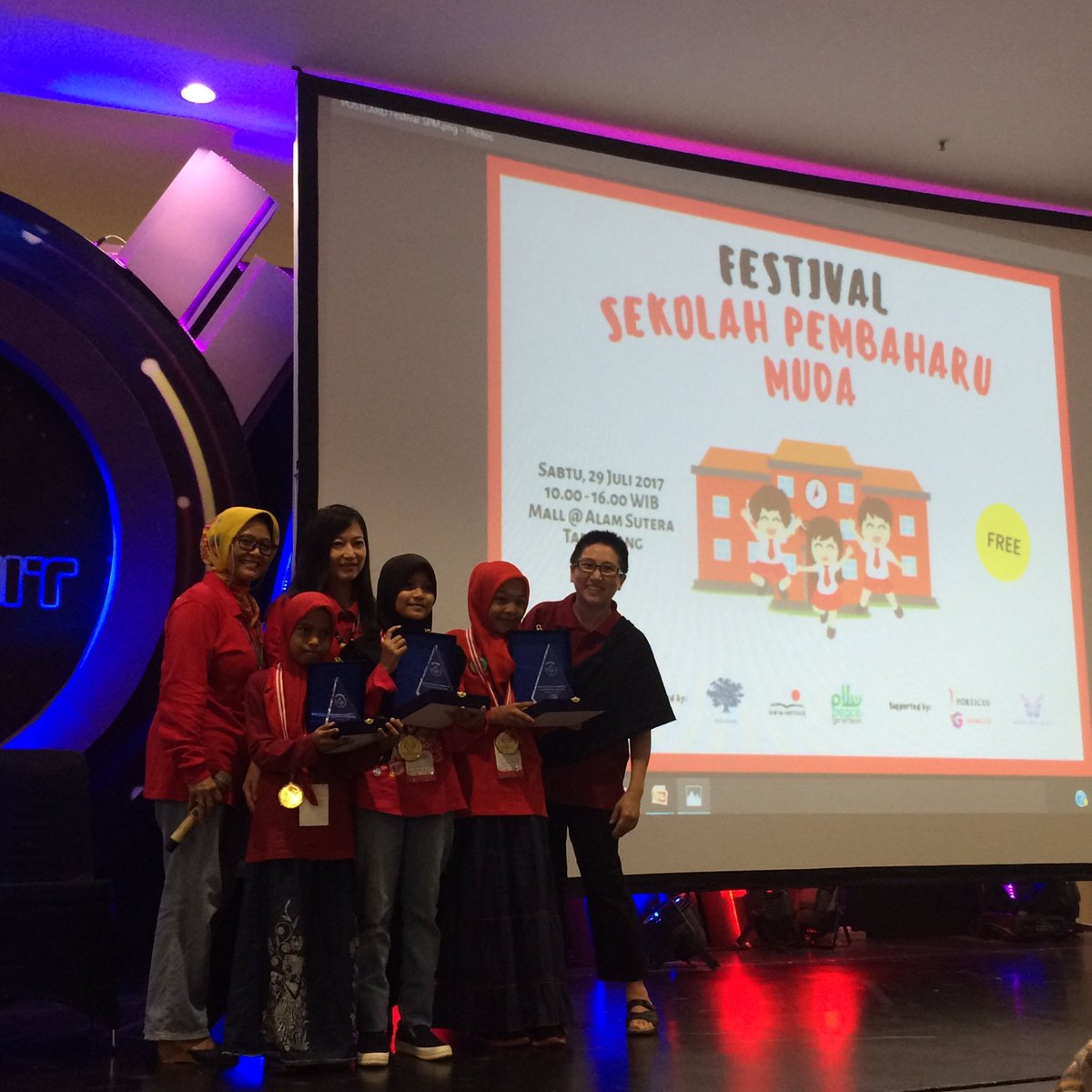 Selamat kpd para juara (1,2 &amp; 3) Kompetisi Matematika GASING Festival Sekolah Pembaharu Muda. <a href="/ashokaindonesia/">Ashoka Indonesia</a> <a href="/suryainstitute/">Surya Institute</a> <a href="/PeaceGenID/">Peace Generation</a>