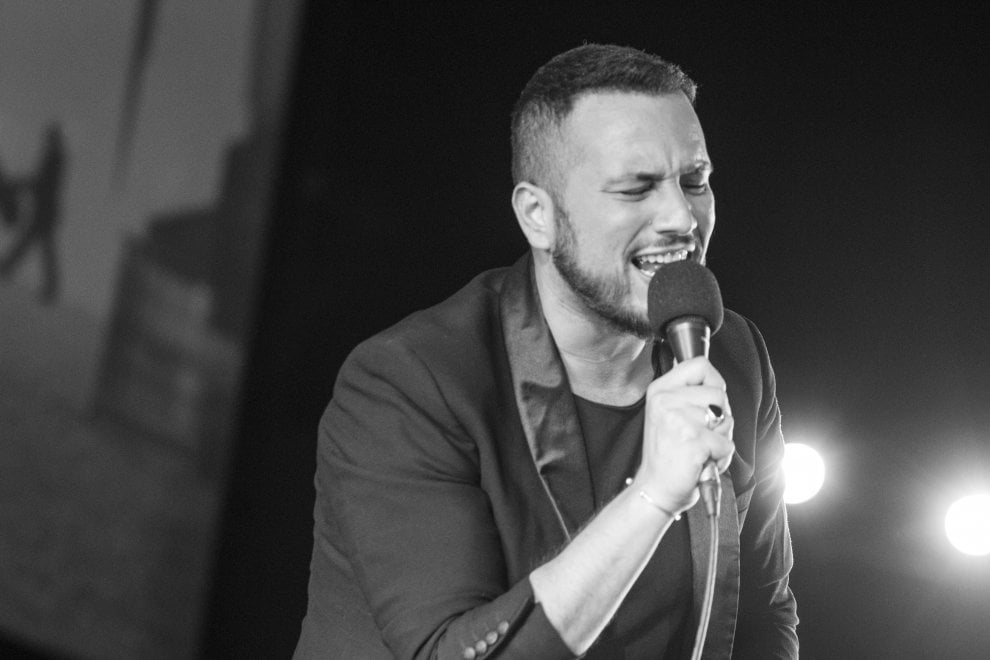 Webnotte's tweet photo. Da @RVecchioni ad @antoninomusic, i protagonisti di #Webnotte speciale #RepIdee17 https://t.co/b06KVqKPuX https://t.co/XQ8ZpPNJSt