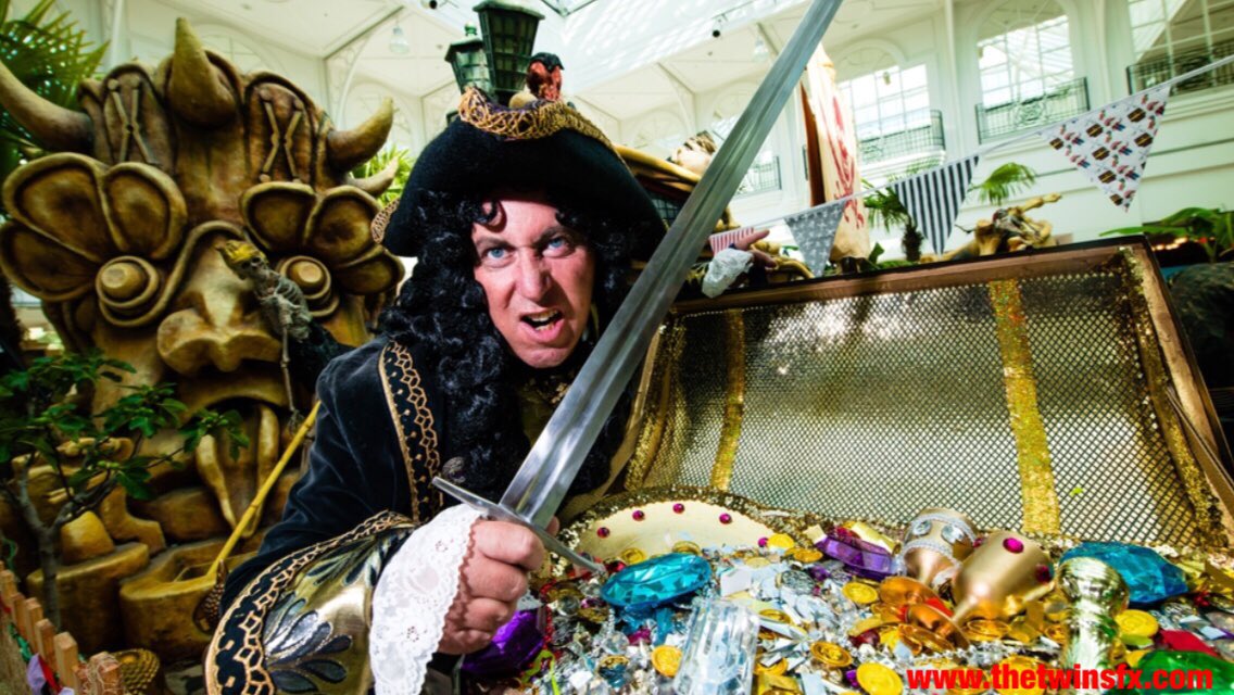 theillusionists's tweet photo. "Shiver me Timbers!" Its a show day !!  #telford #thetwinsfx #pirates #shivermetimber https://t.co/oeOB3Re8zx