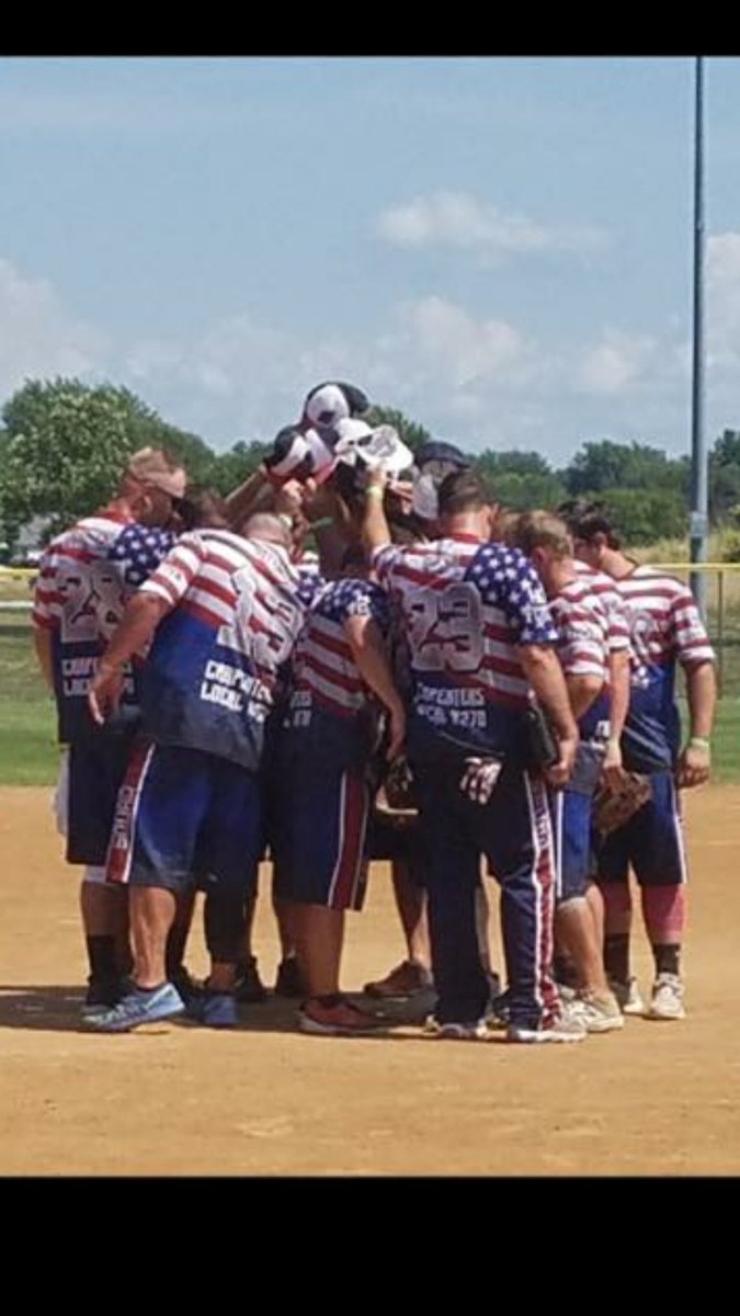 DustinMorris4M's tweet photo. Another big weekend tomorrow gentleman. #Humbled #RingHunting #NSAState #Squad https://t.co/jPs0KBv3IQ