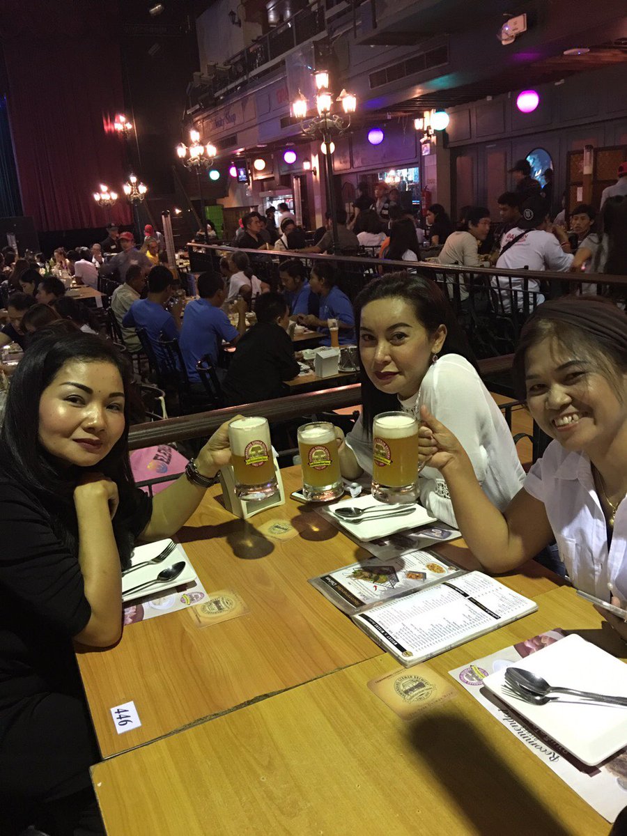 AnnyRussell's tweet photo. สนุกสนาน! https://t.co/aseYoFUgUM