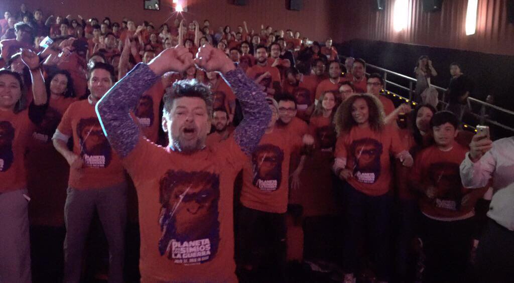 mattreevesLA's tweet photo. @andyserkis leading the Apes charge tonight in Mexico City!!!  ¡Simios! ¡Juntos! ¡Fuertes! https://t.co/H2twenNLCO