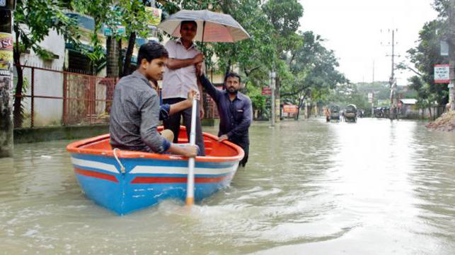 taslimanasreen's tweet photo. Monsoon this year in Bangladesh. https://t.co/8BgoKgEDgz