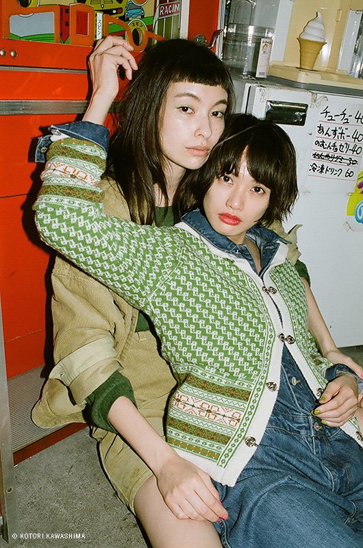 川島小鳥 昨日発売の装苑に 臼田あさ美さんと太田莉菜さんを熱海で撮りおろした写真が載っています よろしくお願いします T Co N70vw10uct 川島小鳥 昨日発売の装苑に 臼田あさ美さんと太田莉菜さんを熱海で撮りおろした写真が載っています よろしくお願いします T Co N70vw10uct