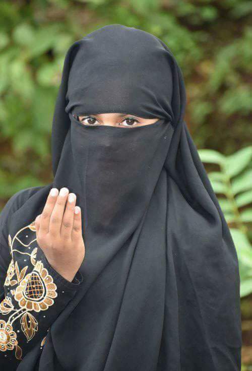 NaughtyBhabhi's tweet photo. आदाब, लेकिन धीरे से 😉😉😉
@NaughtyBhabhi https://t.co/1CCWlf2G1Q