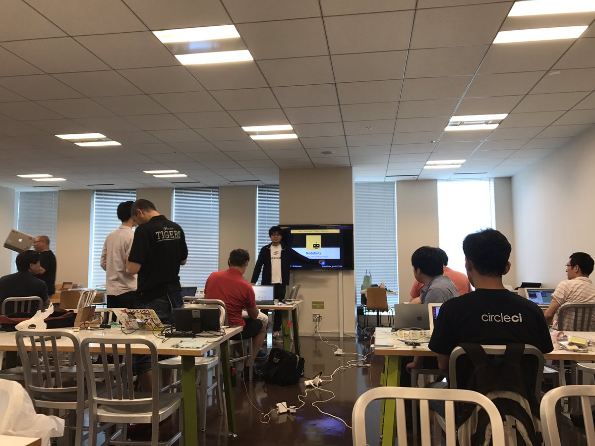 International NodeBots Day 2017 in Tokyo - Togetter