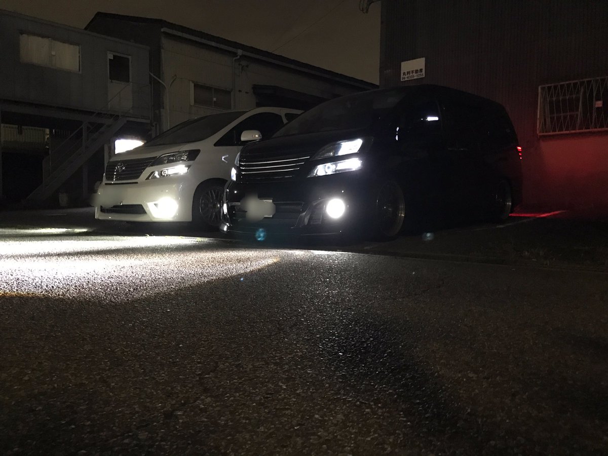 onesencewithrss's tweet photo. チームのもう一台のヴェルファイアもフルスモなりました！
これから車高もやっていくみたいなんで楽しみです！ https://t.co/N88ojy59De