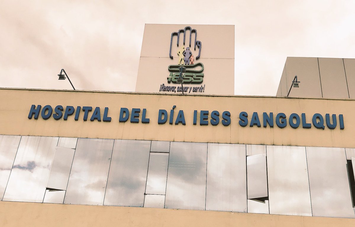 DavidMaya81's tweet photo. El día de hoy visitamos a nuestro "Hospital del Día Sangolqui" trabajando juntos por ser mejores. @IESSPichincha @IESSec https://t.co/JsP0a67vwy