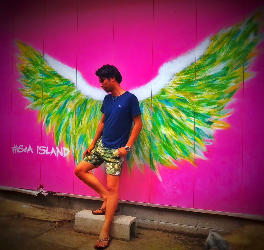 _sea_sea_7177's tweet photo. 内海快晴ですよー‼︎
・
・
本日は衣装提供の #ILARE のTシャツにボーダーパンツ、 #BANDEL ブレスレットにアンクレット、 #TRESTA のビーチサンダル
・
・
#インスタ映え
#加工慣れた
#内海
#内海海水浴場
#utsumi
#DJNANA https://t.co/QUULl08jMl