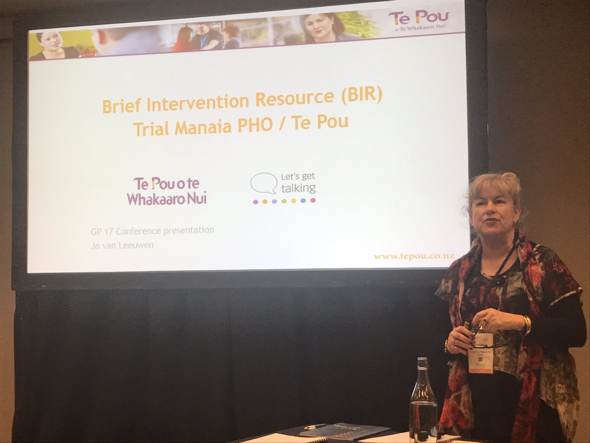 Trilbysma's tweet photo. Jo Van Leeuwen from @TePouNZ discussing their Brief Intervention Resource #gpconf17 @shearer_robyn https://t.co/K39SKo4RrU