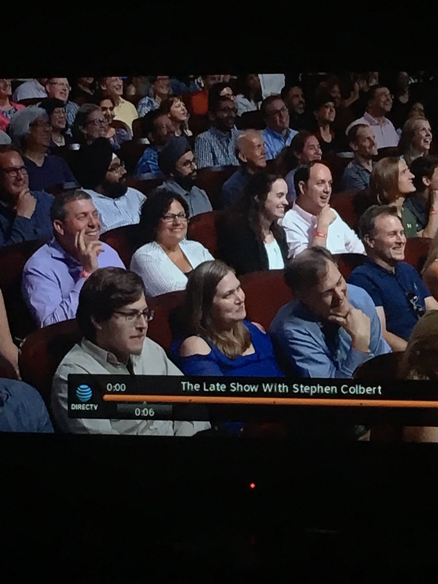 jkbearcat's tweet image. @StephenAtHome Love ya Stephen!  But why the same exact audience pan during monologue?  Same on Thu and Fri...#SameAudience?