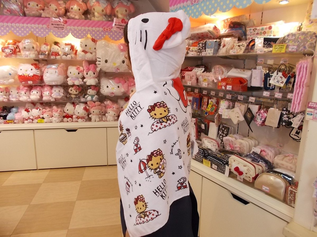 夏に欠かせないフード付きタオル⭐️ 日よけや水がかかるイベントに