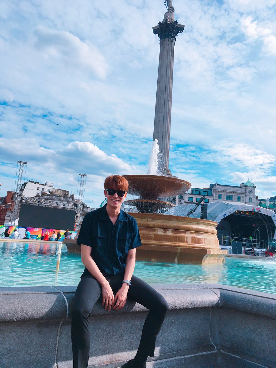 Vii178's tweet photo. "@KNKOfficialYNB: [승준] 즐거운 주말 보내요 💕 https://t.co/uAUXicGntt"BIÚRIFU