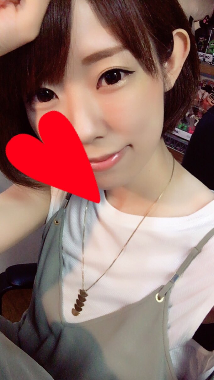 ろあ on X: 今日は動画2本あがります！ 久しぶりの顔出し実況でちょっと緊張したよ⁽⁽◝( ˙ ꒳ ˙ )◜⁾⁾  (意味ないくらいちょっと隠したけど、とにかく写真マジックありがとう…w(*´人`)) t.coZQndz1R8C5  X