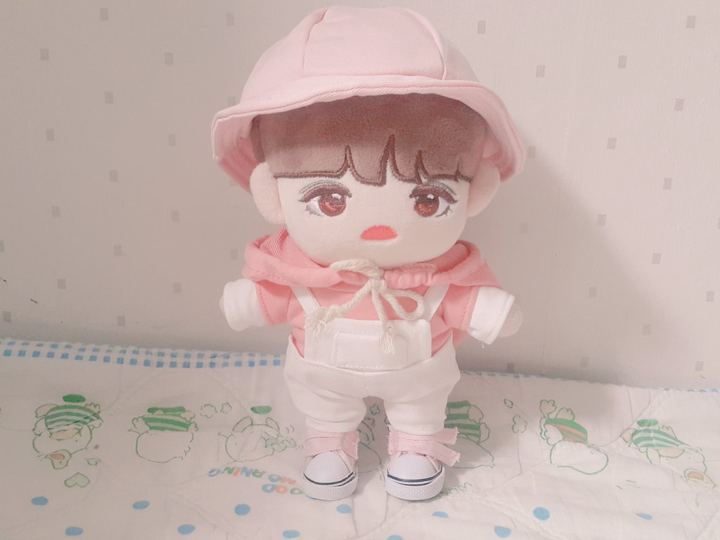 Dalee_Yeni's tweet photo. 행복세트 의상이 왔어요🐰(170729)

1차구매자여서 행복의상을 구입했었는데
사기 잘한거 같아요...😚
너무 예쁘네요.. 흡.. (입틀막)

#쿱퍼스타 #행복세트 #하니멜로디 https://t.co/D7gydGOyvI