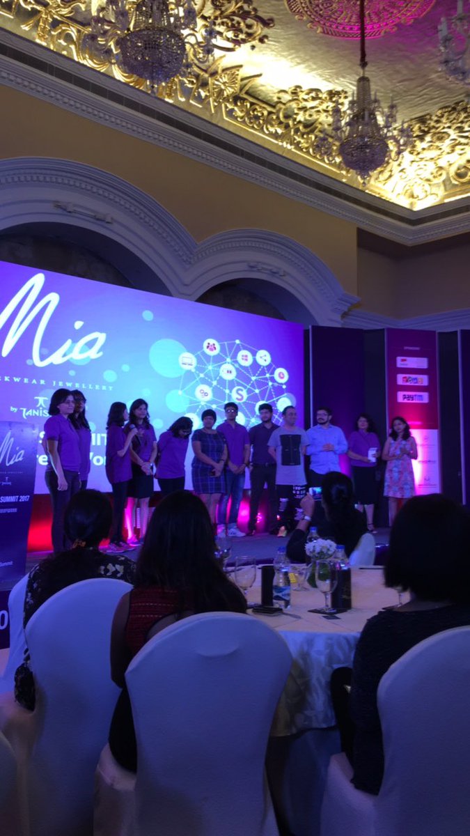 raoranji's tweet photo. @Sheroesindia summit  @Sairee a great start to the event #futureofwork #bestofwork #womenpower #sheroesindia #SHEROESSummit https://t.co/NQn43evdpT