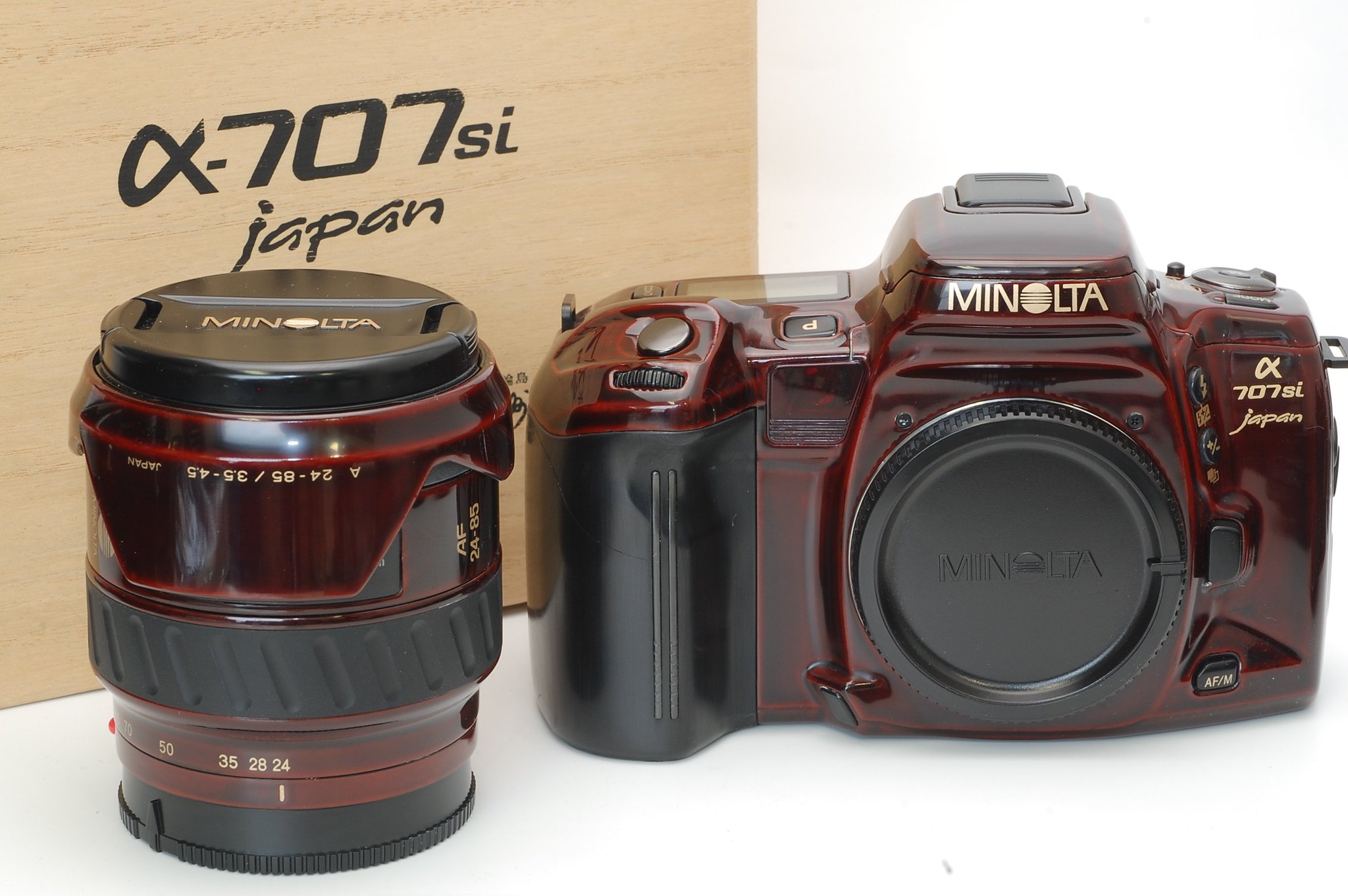 ☆希少☆MINOLTA α-707 si 10周年記念 やすくっ 世界4大カメラ賞 ☆希少☆MINOLTA α-707 si 10周年記念 やすくっ 世界4大カメラ賞