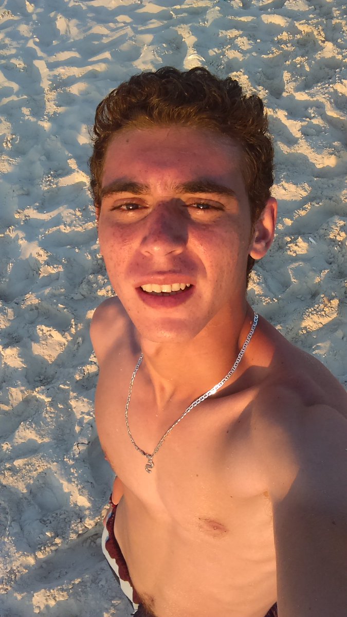 bombooooo1's tweet image. #tb