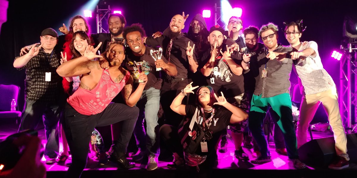 Thunder_THR's tweet image. The cast for Super Feud at #ConBravo2017. @WoolieWoolz @MattMcMuscles @RSSLiam @XavierWoodsPhD @GREATBLACKOTAKU @Arcadeans @teamfourstar