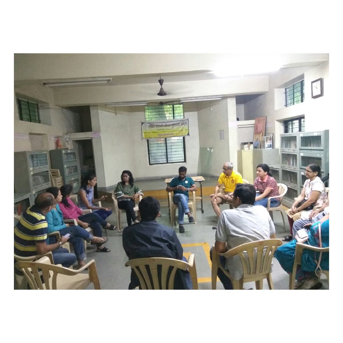 VolunteeringGuy's tweet photo. Deep thinking and discussions at #DaanUtsav Pune Meetup. @daanutsav @sachin_rt @SrBachchan https://t.co/jULLpg8w8c