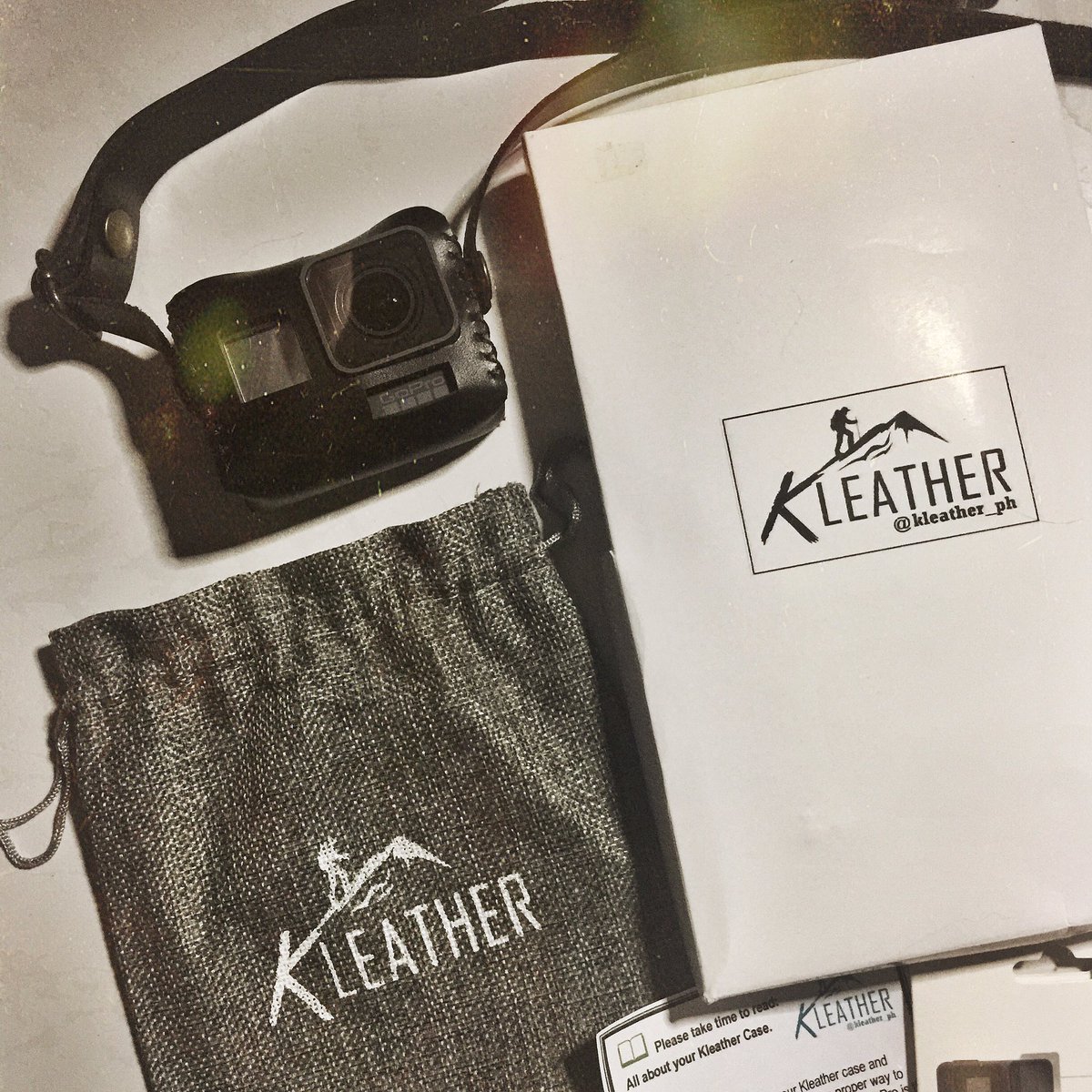 diemonyou's tweet photo. Black is the new classy! 💕 Awesome leather case from #Kleatherph 📷 #handcrafted #philippinemade #supportlocal #geniuneleather #goprostyle ❤️ https://t.co/2sdHlwNmmu