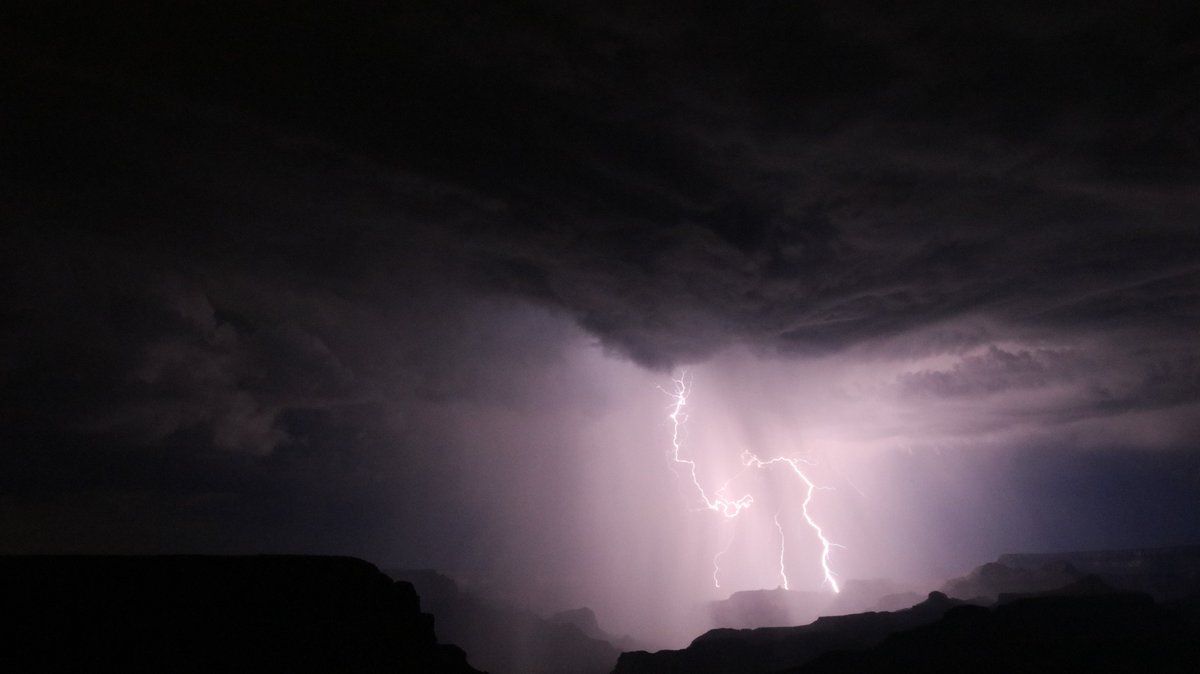 Rocket_AZ's tweet photo. My view last night. Lighting over Grand Canyon! https://t.co/Uf1JZDjDDF