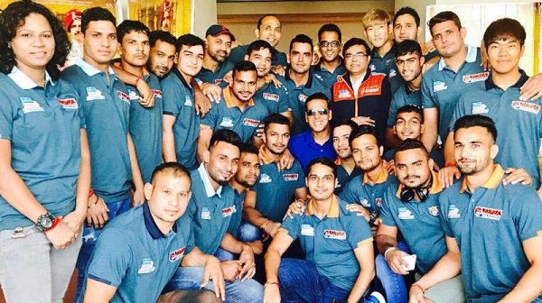 Selfyee_'s tweet photo. Akshay Kumar partners with Pro Kabaddi League team Bengal Warriors
@akshaykumar #AkshayKumar @Selfyee_ #selfyee  https://t.co/vC3DMRXVIc https://t.co/0vXShsifWJ