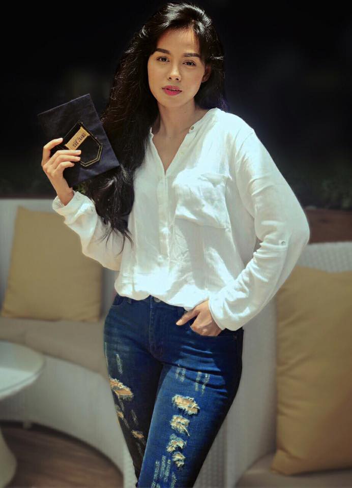 MyanmarStars's tweet photo. Myanmar Actor Star #AyeThaung #AyeWittYeeThaung
#MyanmarStar https://t.co/ZggUzPrGKB
