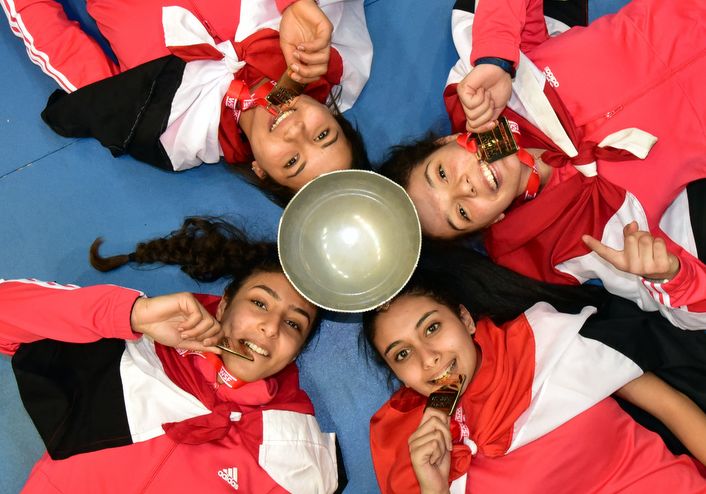 Junior_Squash_'s tweet photo. the girls had to do this one ..... https://t.co/qVCH6XWrP8