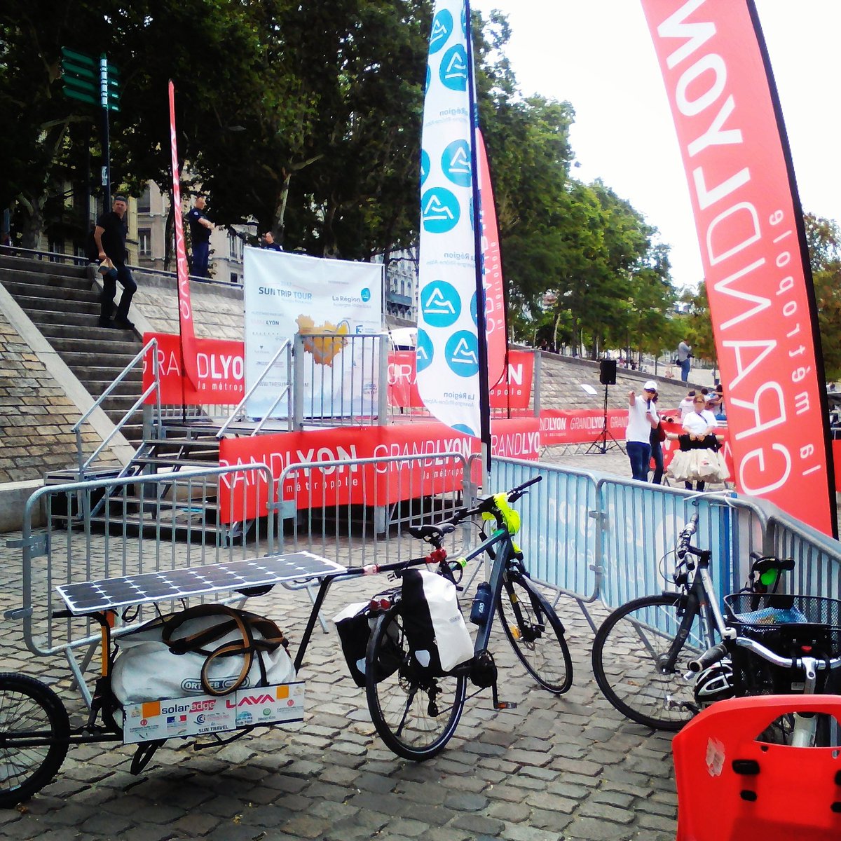 SunPedal_Ride's tweet photo. Thank you @LavaMobile @SolarEdgePV @exhibitionsindi @SciFrenchIndia @QOSENERGY for supporting #thesunpedalride  #suntrip2017 #solar #energy https://t.co/98wT3S6gEf