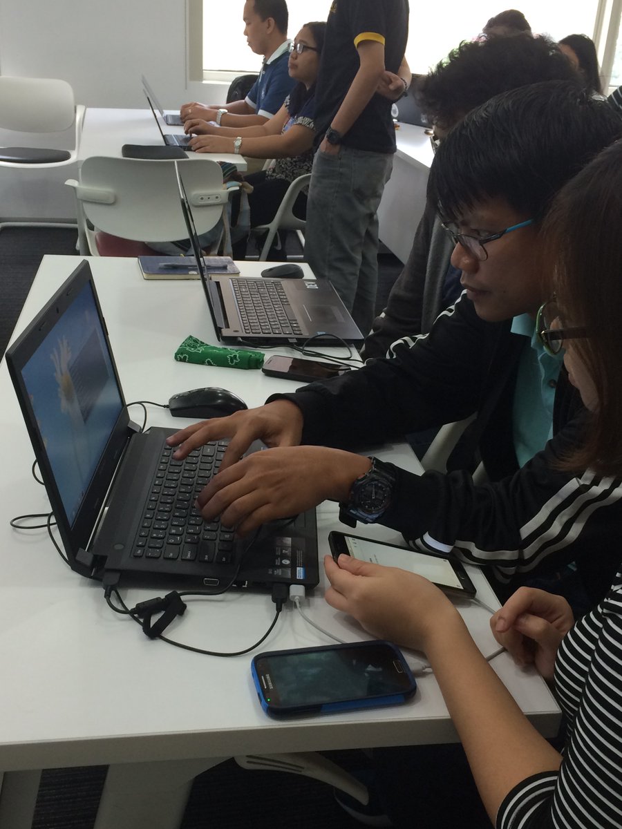 DEVCONPH's tweet photo. Representatives from Python Philippines leading the workshop at #DjangoCodeCamp #DevConPH https://t.co/MNUqkH0QhH