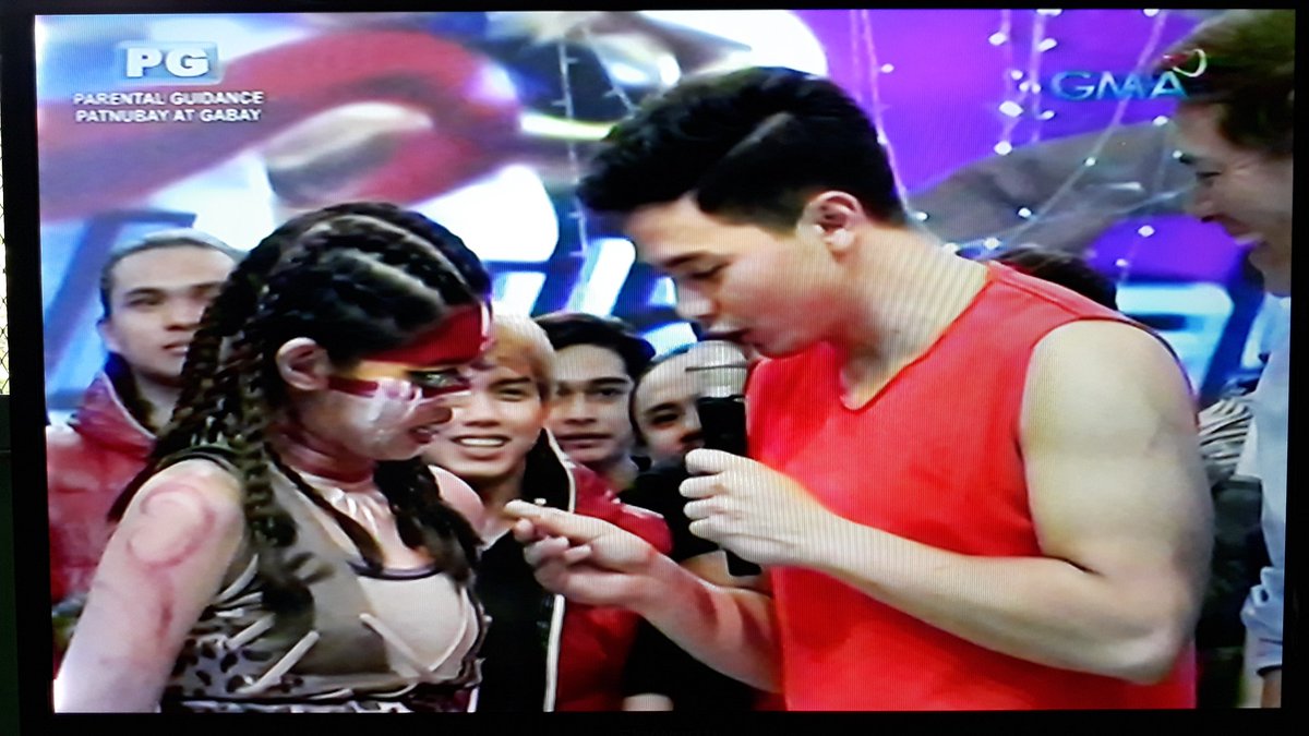 ALDUBNation's tweet photo. Engagement ring will come soon! It will come! It will be done! Kakapit ako dito! Hahaha! ❤❤

#ALDUBTeamAllOutRaMen https://t.co/f7OI2iSS87