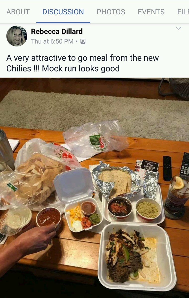 VThomaspowers's tweet photo. Thanks for the #shoutout Rebecca! We r so happy ur enjoying ur lunch! Come back soon! 😉 #chilislove #WeAreBellevue #WeCreated Fajitas1984 https://t.co/6NovLSwwjT