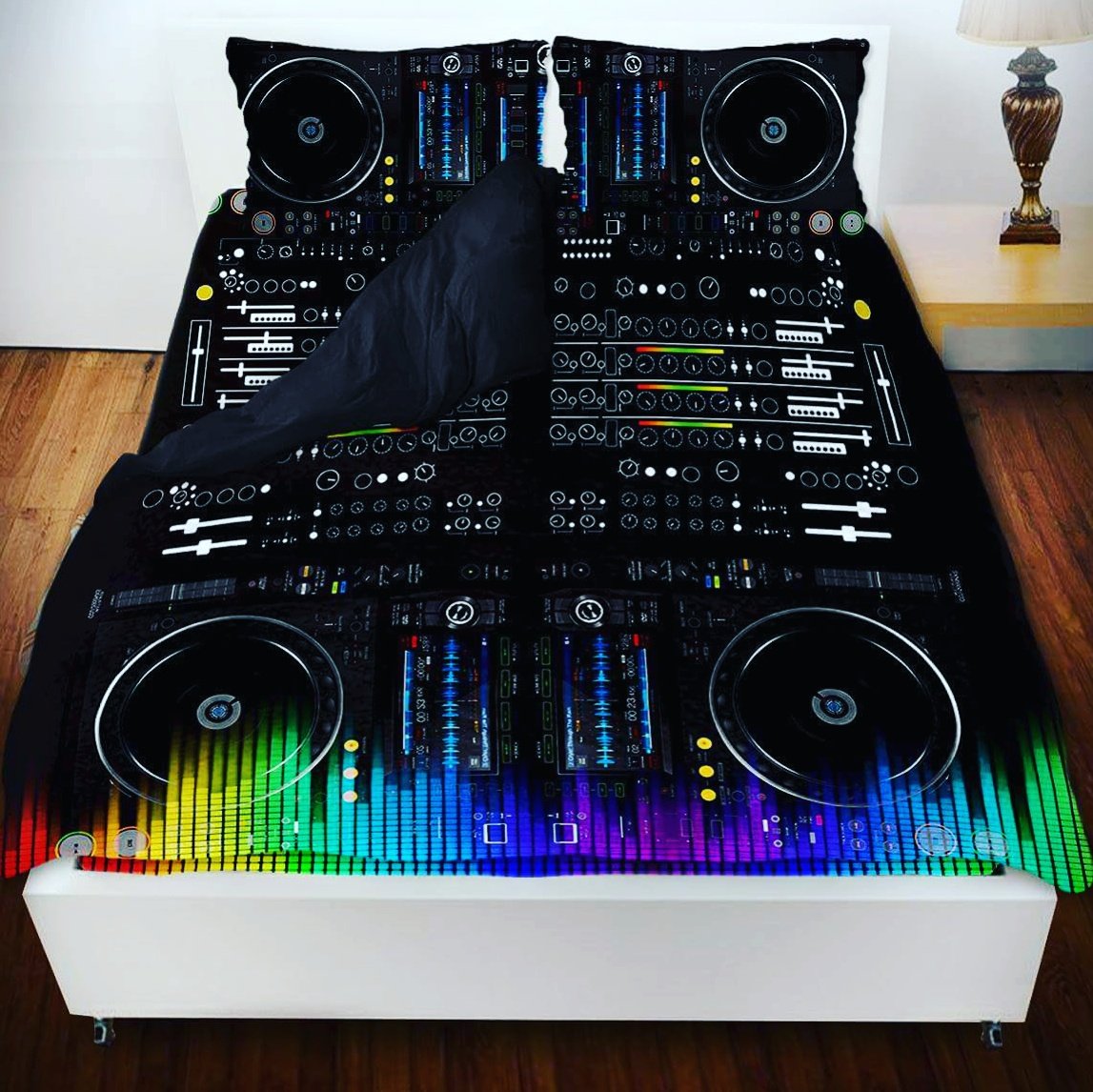 houseHQ's tweet photo. Need... 🎧🎶🎧🎶 https://t.co/FKs3elb323