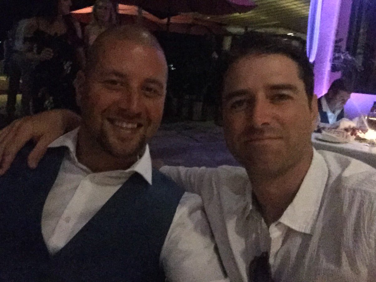 The_ATWN's tweet photo. @Hates3Putts wedding in Hawaii. @The_ATWN represent! #ATWN https://t.co/5NjsUEJI1J