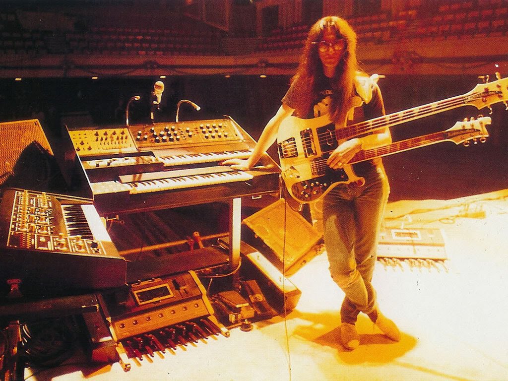 Happy Birthday to Geddy Lee, who turns 64 today! 