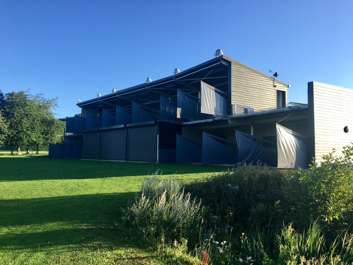 nene_golf's tweet image. Fantastic morning out on the range in #Peterborough - hope you make the most of the weather whatever you&apos;re doing today! ☔️ ☀️