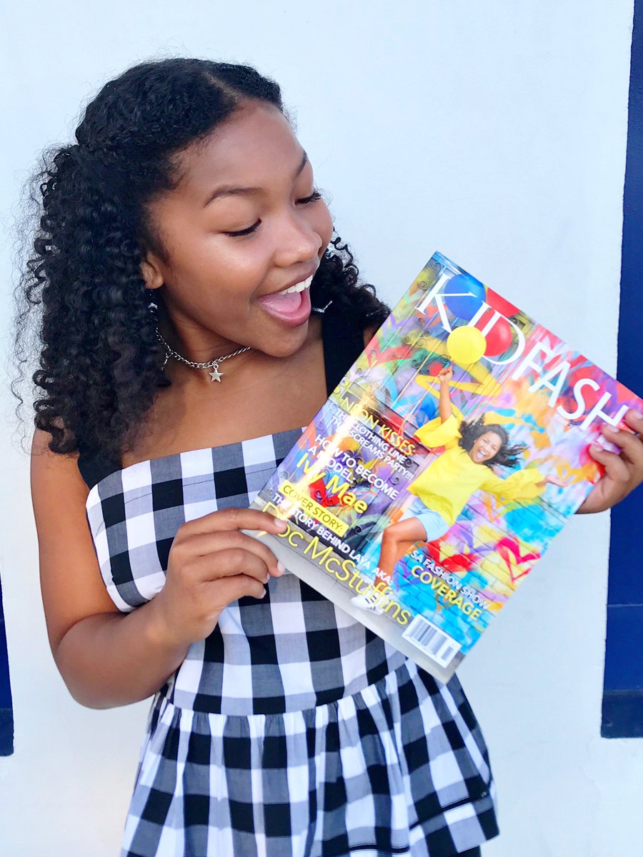 layahayes's tweet photo. Wow! My first cover right in my hands! Thank you #KidFashMagazine 📸#DaveFeiling 💖😍😘 https://t.co/DZ5tGUiOUe