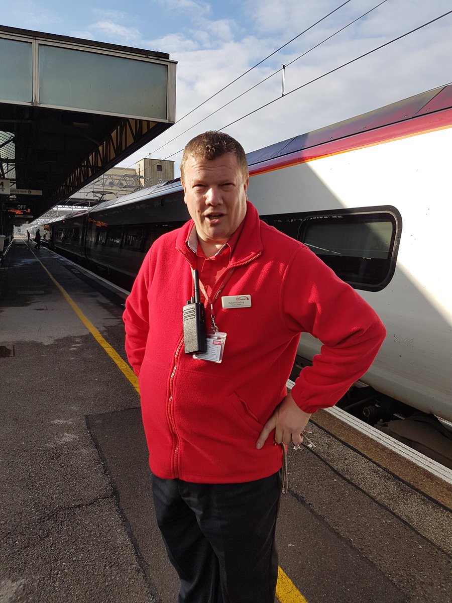 mrhoatu's tweet photo. @VirginTrains empty cabins but bikes arent allowed on! https://t.co/XOSwARc7bD