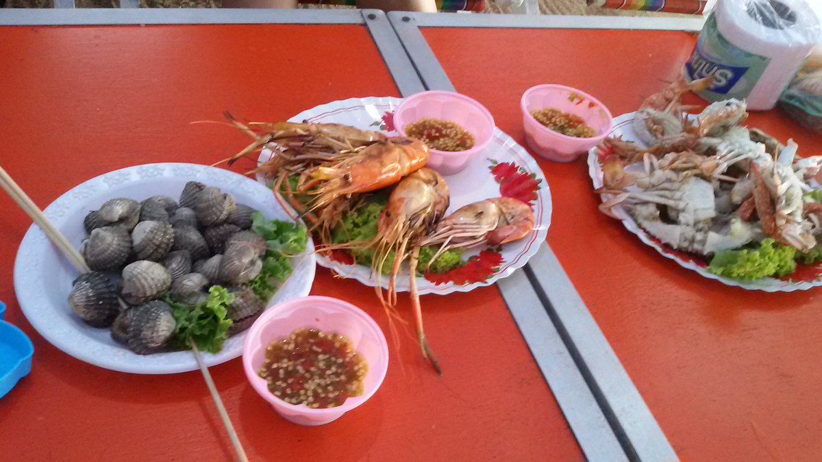 Kathmanduguide's tweet photo. #Thailand #Beach #Boathouse #KohSamed #seafood https://t.co/wEjPpNGiW9