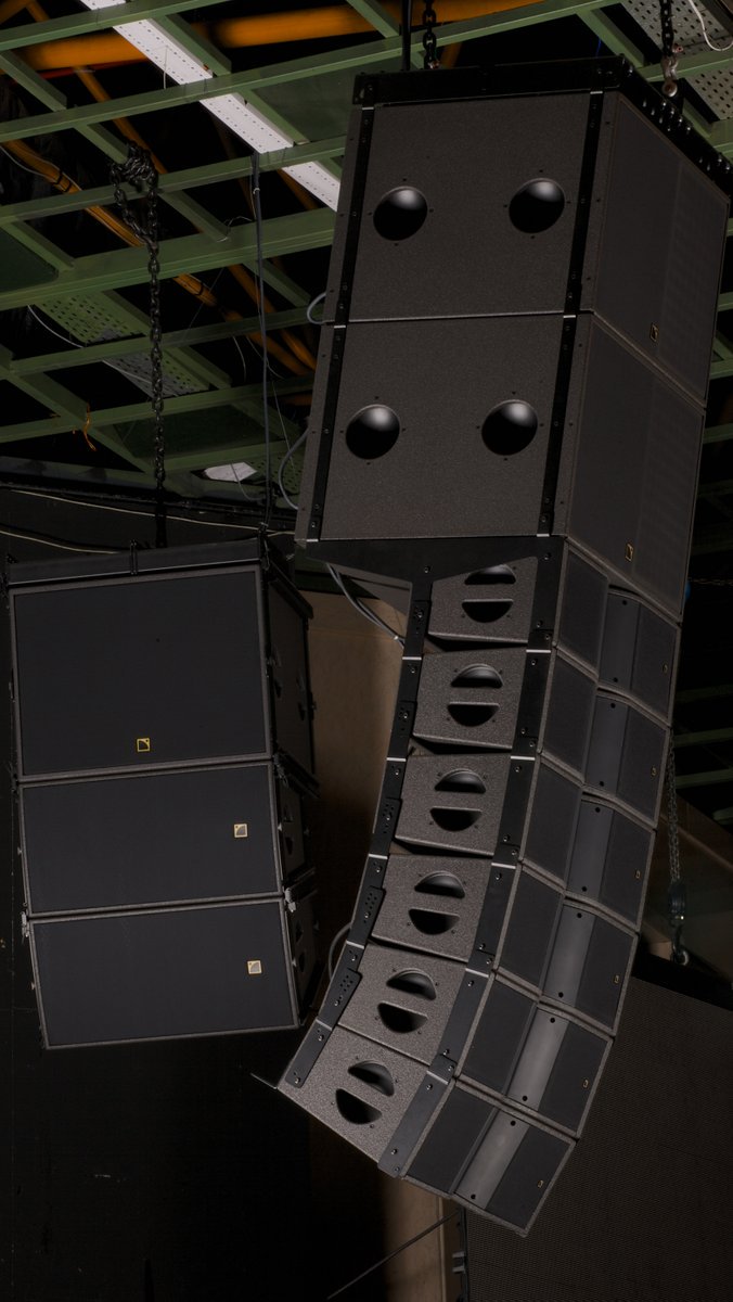 L_ACOUSTICS's tweet photo. Teheran's only pop music venue, Milad Hall, installs a #Kara #ARCSWiFo sound system from #FarasoutNegar https://t.co/blkKbwg0dT https://t.co/YixPPyUx5b