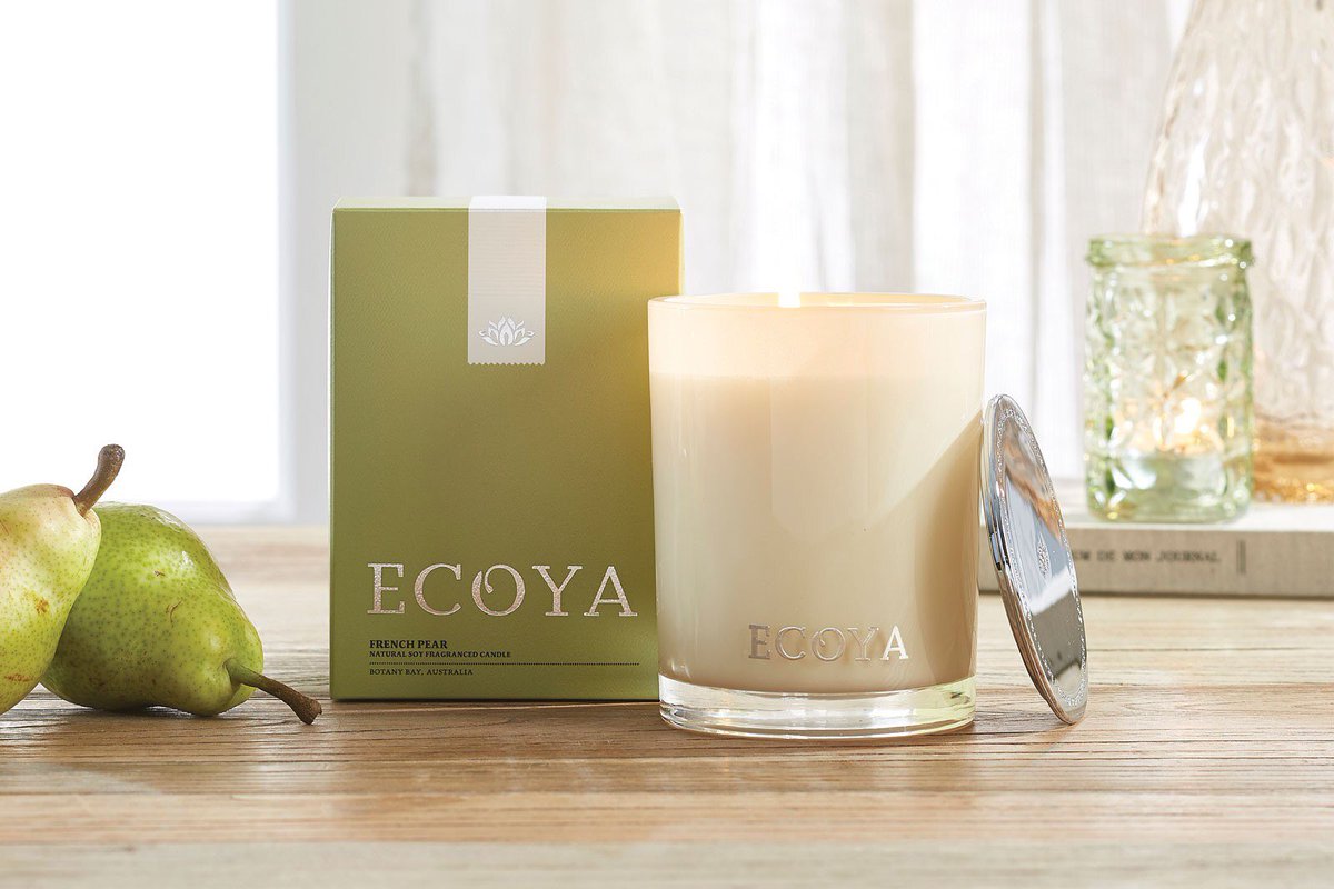 LifeAndStyle01's tweet photo. Ecoya Metro 'French Pear' soy wax candle (RRP £32) £27 @ https://t.co/L8dKE0WZmU #lifeandstyle #hygge #healing #essentialoils #ecoya https://t.co/lr7D4SnJTq