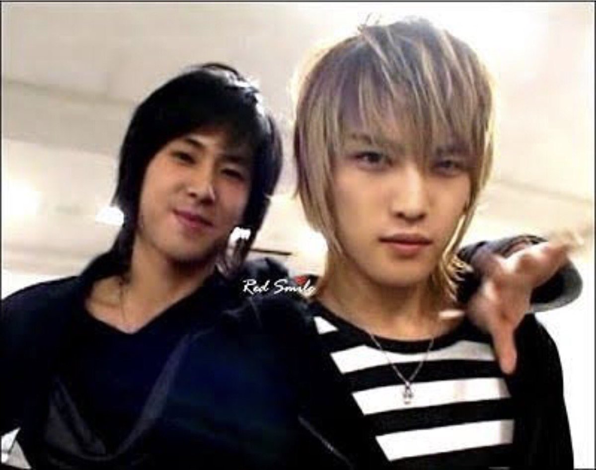 SuphanatchaS's tweet photo. บ่งบอกการเป็นสาววายของตัวเองจริงๆ #50FavoriteImaginedCouple
1.#Yunjae เป็นคู่แรกที่ชอบจนถึงทุกวันนี้ https://t.co/ELFjtBQX70