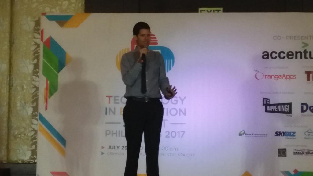 jwapo2's tweet image. Thank you &amp;amp; God bless!!!! Mr. Craig Kemp - Keynote Speaker
#TIESPH2017 
#edtech 
#edtechPH