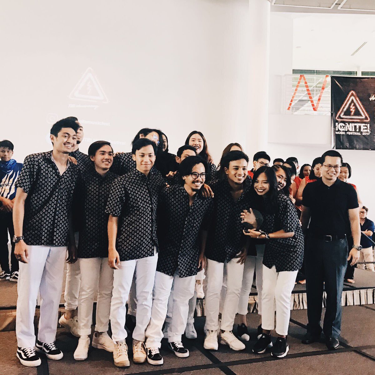 IGNITEMusicFest's tweet photo. In second place, we have NP's Baracuda Batucada!
#BlazinBeats #IGNITEMF10 #BeatsEncore https://t.co/JG6YhcceE6