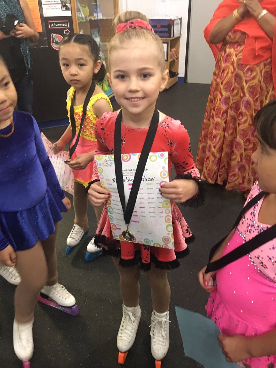skateshpk's tweet photo. Star 1-3 figure skaters from #ShPk &amp; @Extreme_Edge build confidence and skills at Skatefest II! #interclubcompetition #skatecanada #Yeg https://t.co/GSQJ6ejSjf