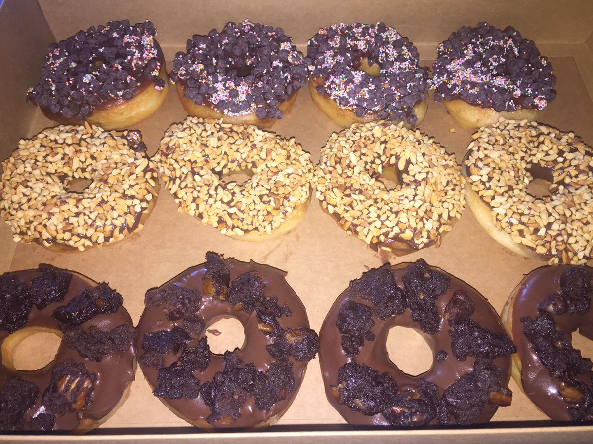 DsNuts_SA's tweet photo. Bjorn was desperate to get his mouth around our Nuts, so 36 hand crafted off to East London! #jet #doughnuts #gourmet #brioche #dnuts https://t.co/DjXZCAZdAT